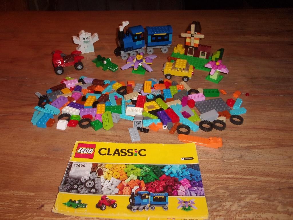 Lego Classic 10696-1 Medium Creative Brick Box uit 2015, Gebruikt, Overige thema's, Lego, Compleet