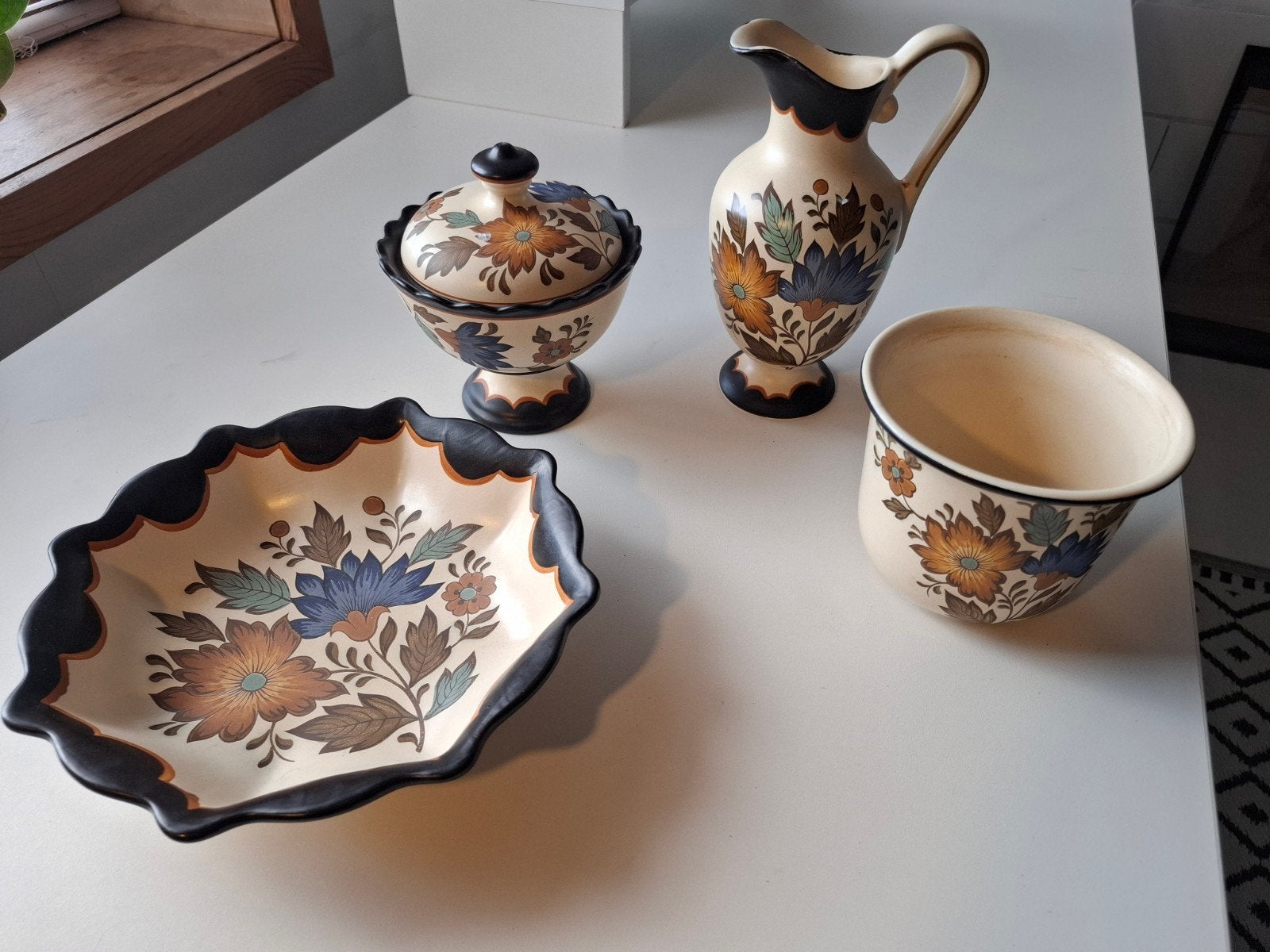 Flora Gouda plateel Holland handwerk, Ophalen
