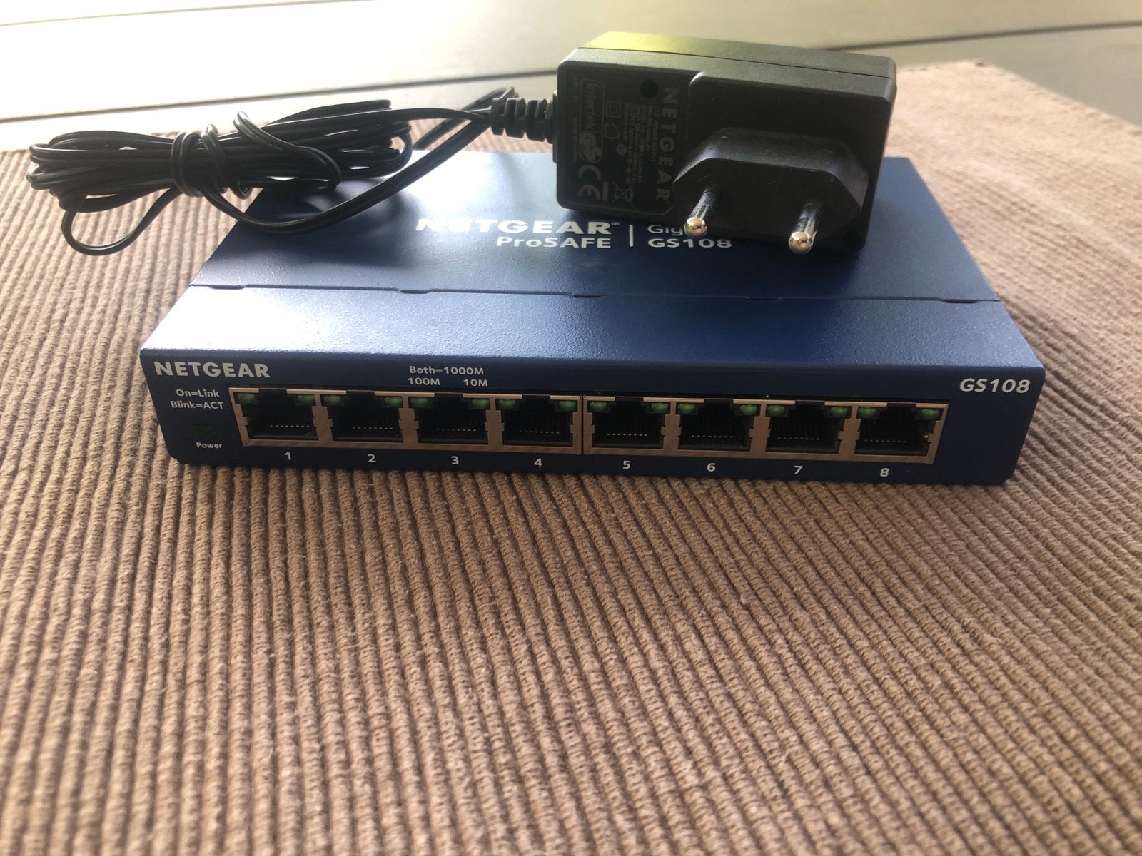NETGEAR ProSAFE GS108 Gigabit Ethernet Switch, Ophalen of Verzenden, Gebruikt