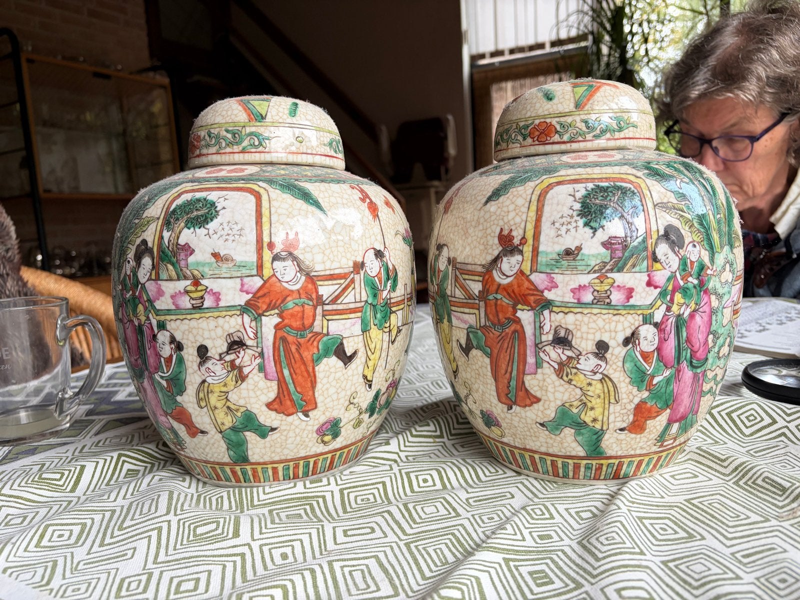 Set van 2 Antieke Chinese Gemberpotten met Craquelé Glazuur, Ophalen