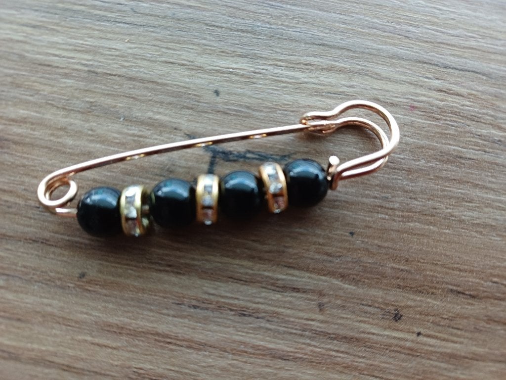 Nieuw zwarte nep parels met goudkleur broche, Overige materialen, 4 tot 7 cm, Overige kleuren, Nieuw