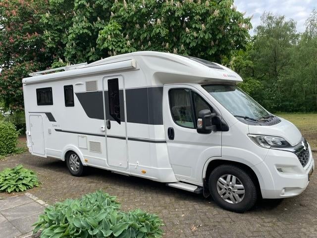 Adria Coral 670 SL Axess 2019 / 33247 km / Luxe & topstaat, Standaard zit, Ringverwarming, Koelkast, 7 tot 8 meter