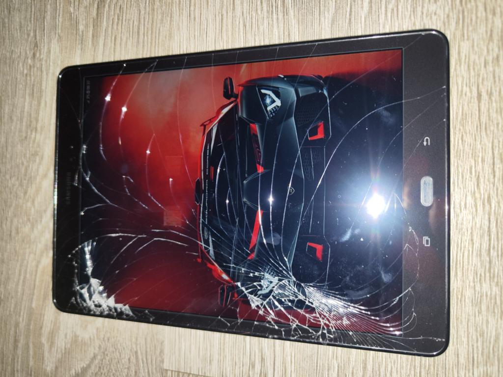 Samsung Galaxy Tab A SM-T555 - Scherm gebroken, 9 inch, Gebruikt, Ophalen of Verzenden, Galaxy Tab A SM-T555