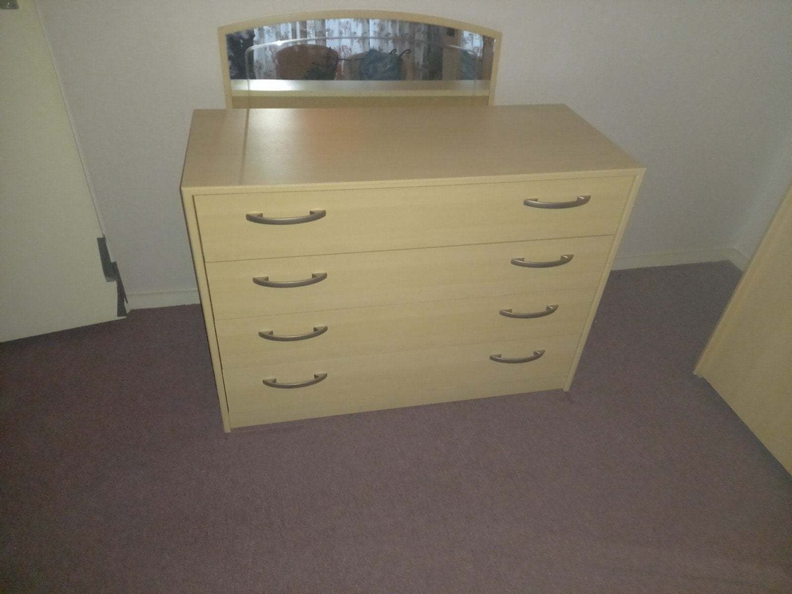 commode 4laden ., Ophalen, 100 tot 150 cm, Zo goed als nieuw, 3 of 4 laden