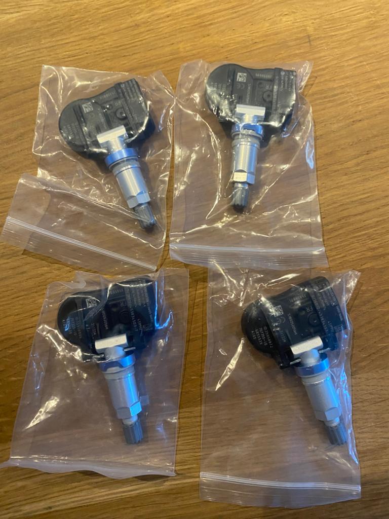 Nieuw! Hyundai i30 i40 Tucson Kona santa fe TPMS sensoren, Ophalen of Verzenden