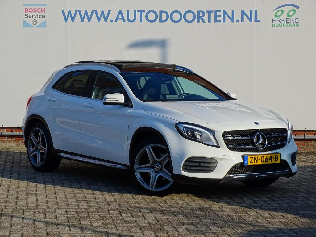 Mercedes-Benz GLA-klasse 250 Premium Plus 4Matic|Pano|1500KG, Auto's, Gebruikt, 4 cilinders, 14 km/l, Parkeerassistent