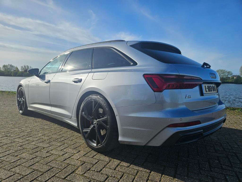 Audi A6 55 Tfsi e Quattro 367pk S Tronic 2020 3xS-line Grijs, Auto's, Audi, Parkeerassistent, Vierwielaandrijving, Hybride Elektrisch/Benzine