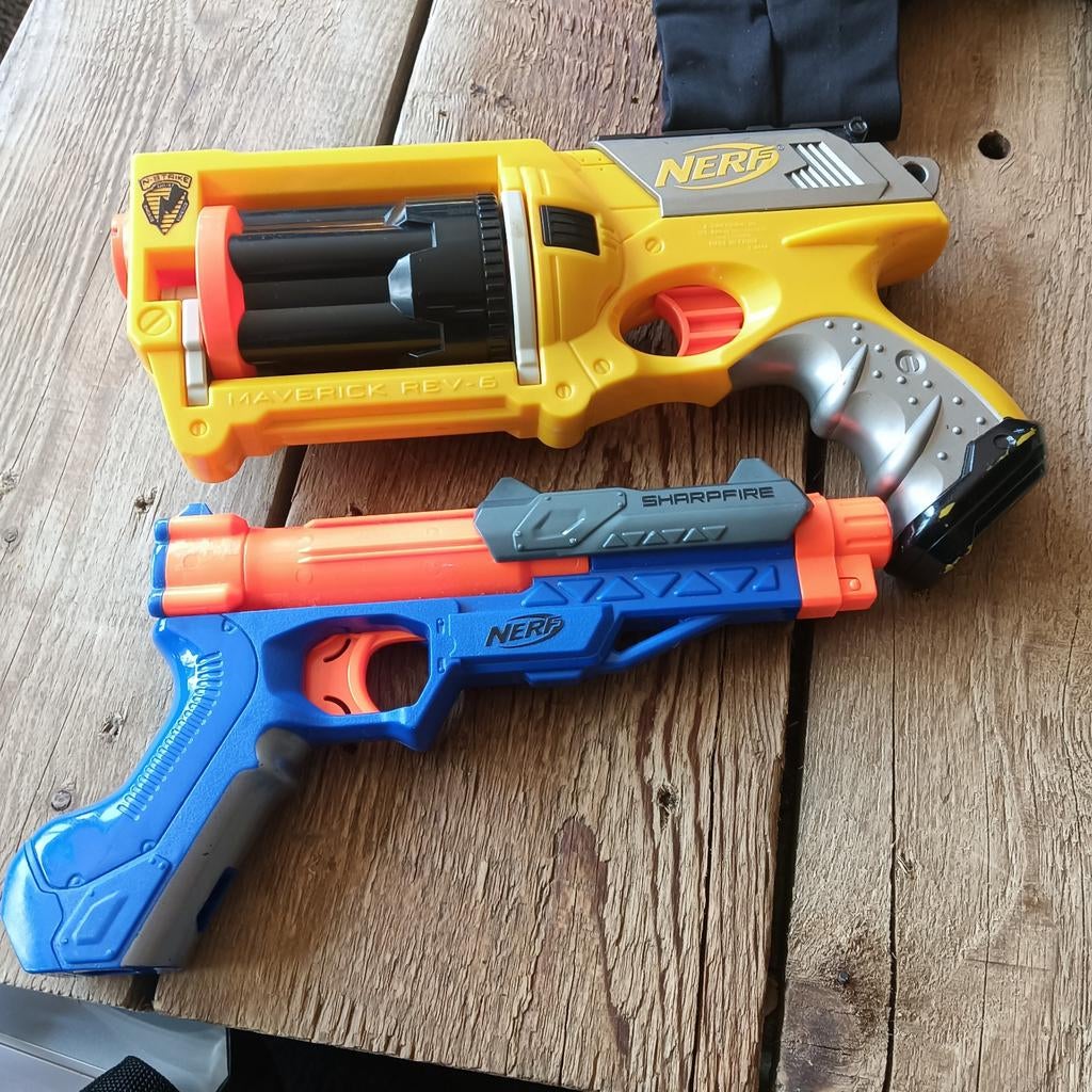Nerf Maverick Rev-6 & Neef Sharpfire, Ophalen, Jongen of Meisje