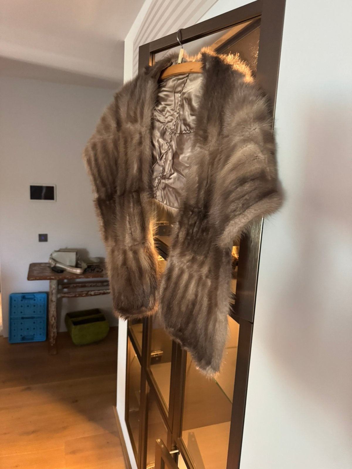 Nerts stola omslag shawl vintage, Kleding | Dames, Ophalen of Verzenden, Zo goed als nieuw, Maat 46/48 (XL) of groter, Bruin