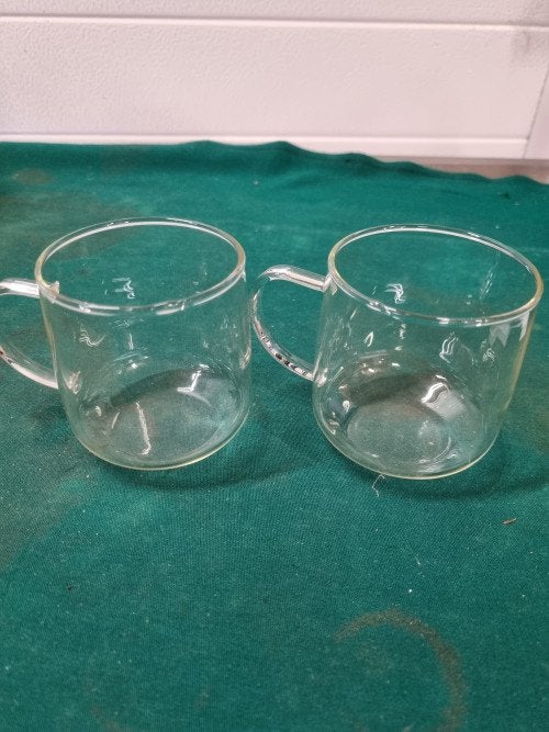 theeglazen dun glas met oor  2 stuks, Verzamelen, Glas en Borrelglaasjes, Ophalen of Verzenden, 'T Olde Gre-j, Info@toldegrej.nl