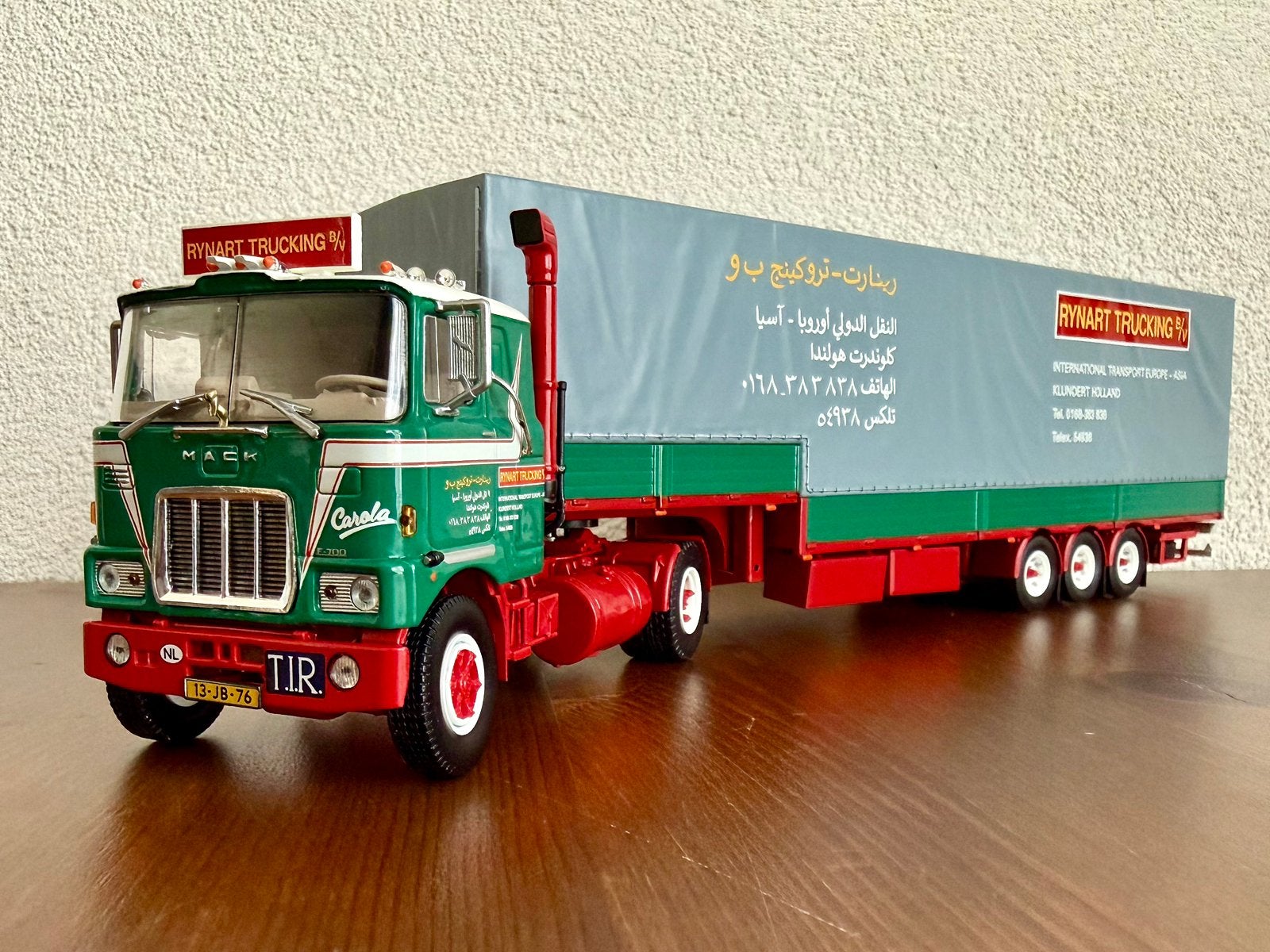 Tekno:Rynart Trucking, Mack F700  incl.certificaat 063/ 260, Ophalen of Verzenden, Zo goed als nieuw, Bus of Vrachtwagen, Tekno