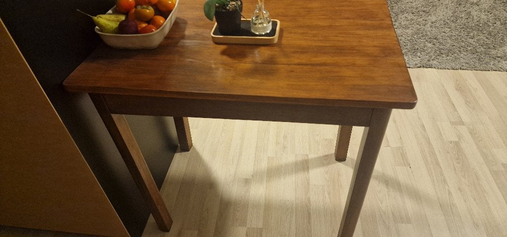 Vintage table Eindhoven, Ophalen