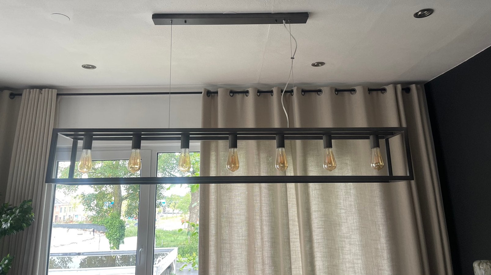 Hanglamp zwart aluminium van Pronto Wonen/zeven lampen, Ophalen, Zo goed als nieuw, Overige materialen, E27 (groot)