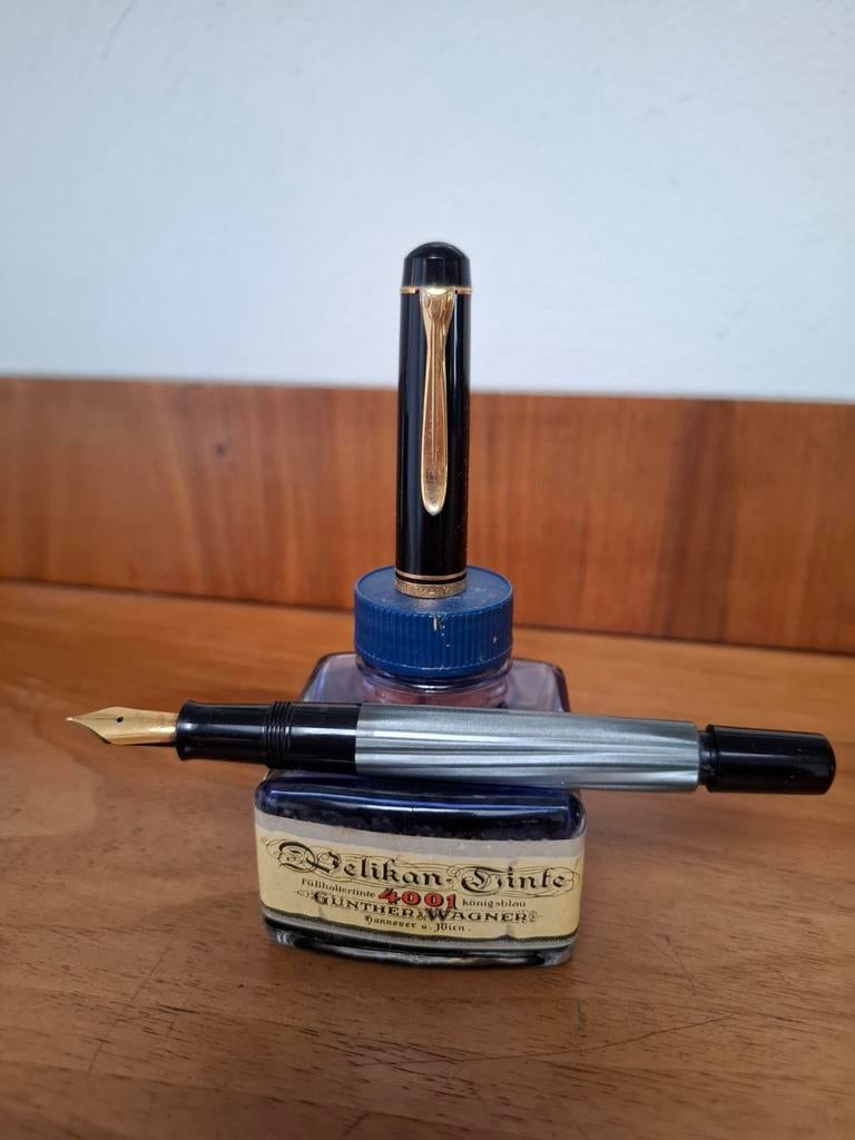 Vintage Pelikan vulpen en inktpot M200?, Ophalen of Verzenden, Gebruikt, Vulpen, Overige merken