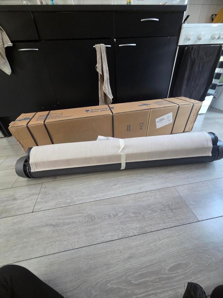 Nieuw zonnescherm, nog in verpakking 130x60, Overige typen, Nieuw, Ophalen of Verzenden, 150 tot 300 cm