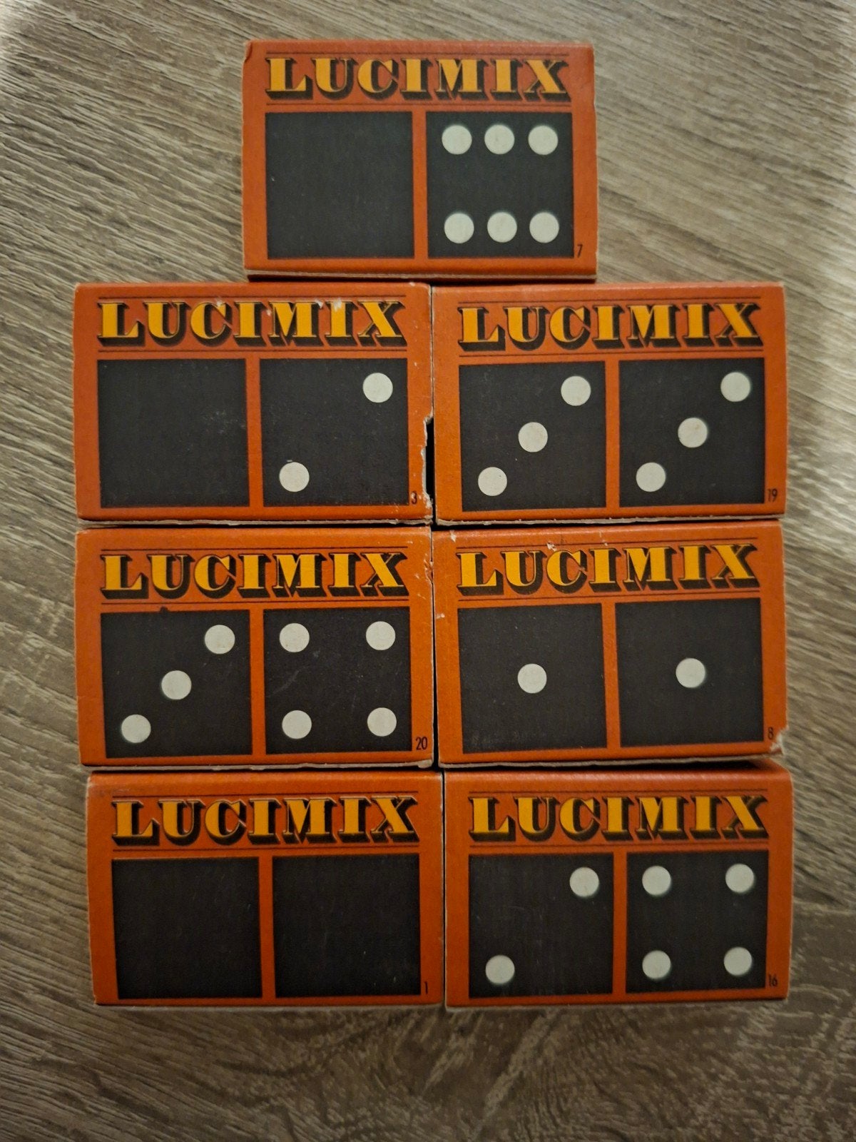lucimix domino lucifetfoosjes, Verzenden, Zo goed als nieuw, Luciferdoosjes of -merken