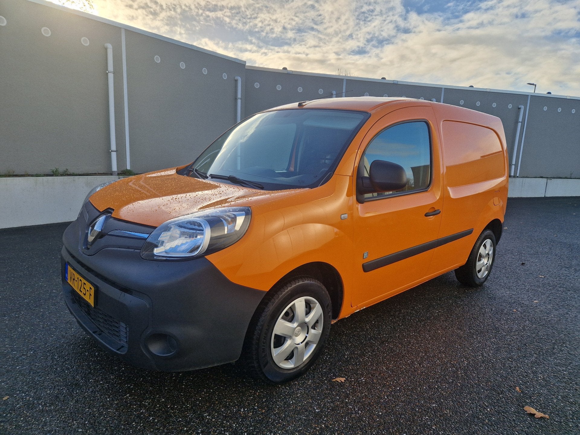 Renault Kangoo Express Z.E. (ex Accu) (bj 2015), Gebruikt, Parkeersensor, Origineel Nederlands, 2 stoelen