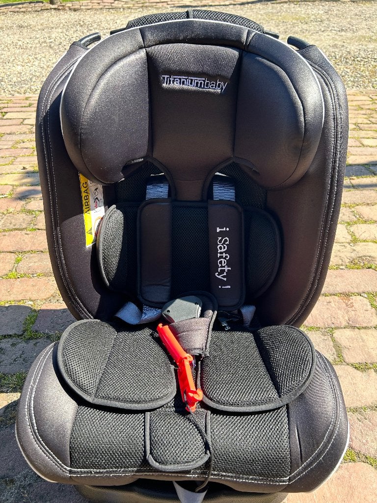 Titaniumbaby i Safety autostoel 0 tot 25 kg, Verstelbare rugleuning, Autogordel, Zo goed als nieuw, Ophalen