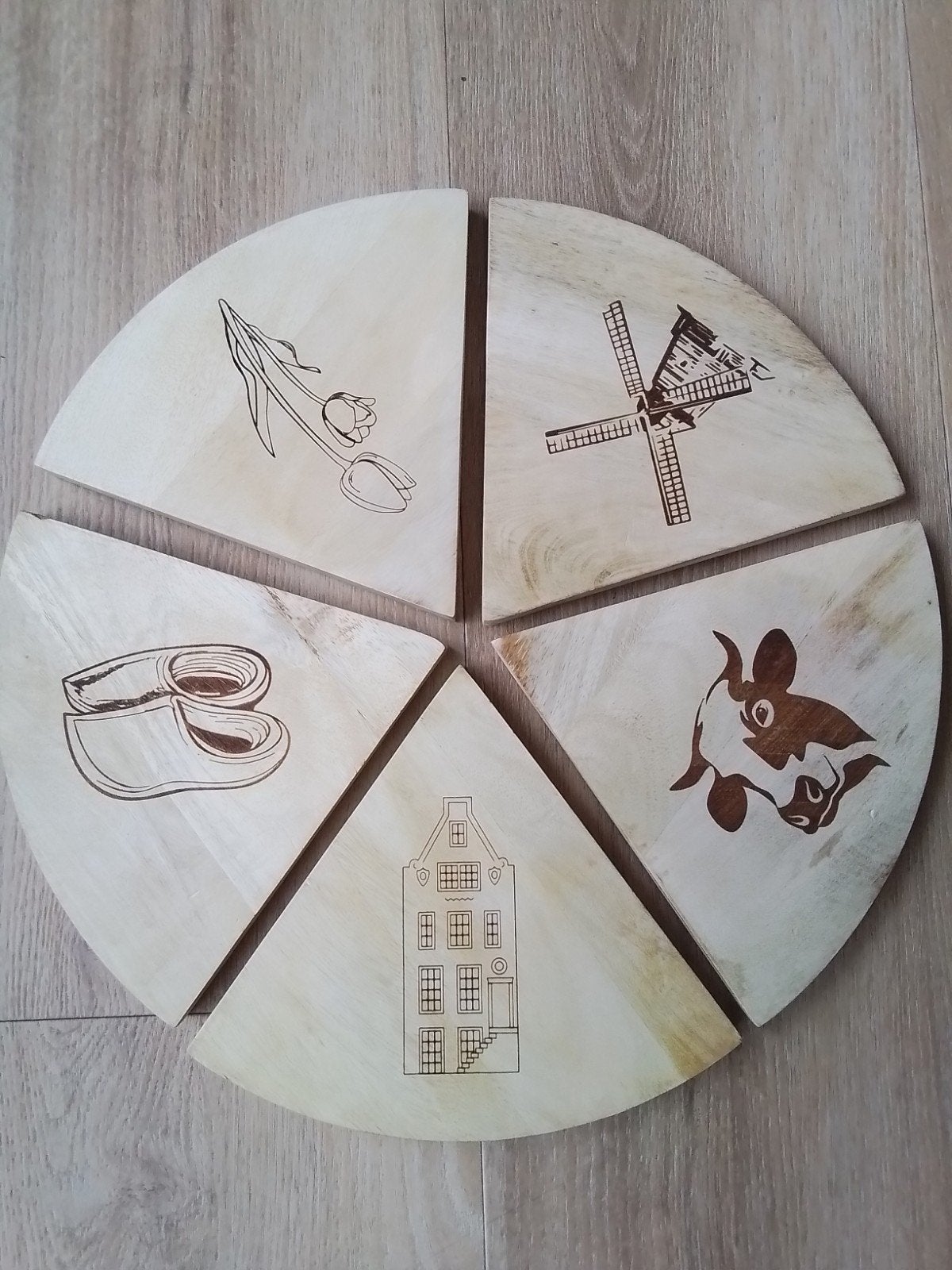 Nieuwe borrelplank Jens doorsnee 40 cm, Hout, Snij-/serveerplank, Nieuw, Ophalen of Verzenden