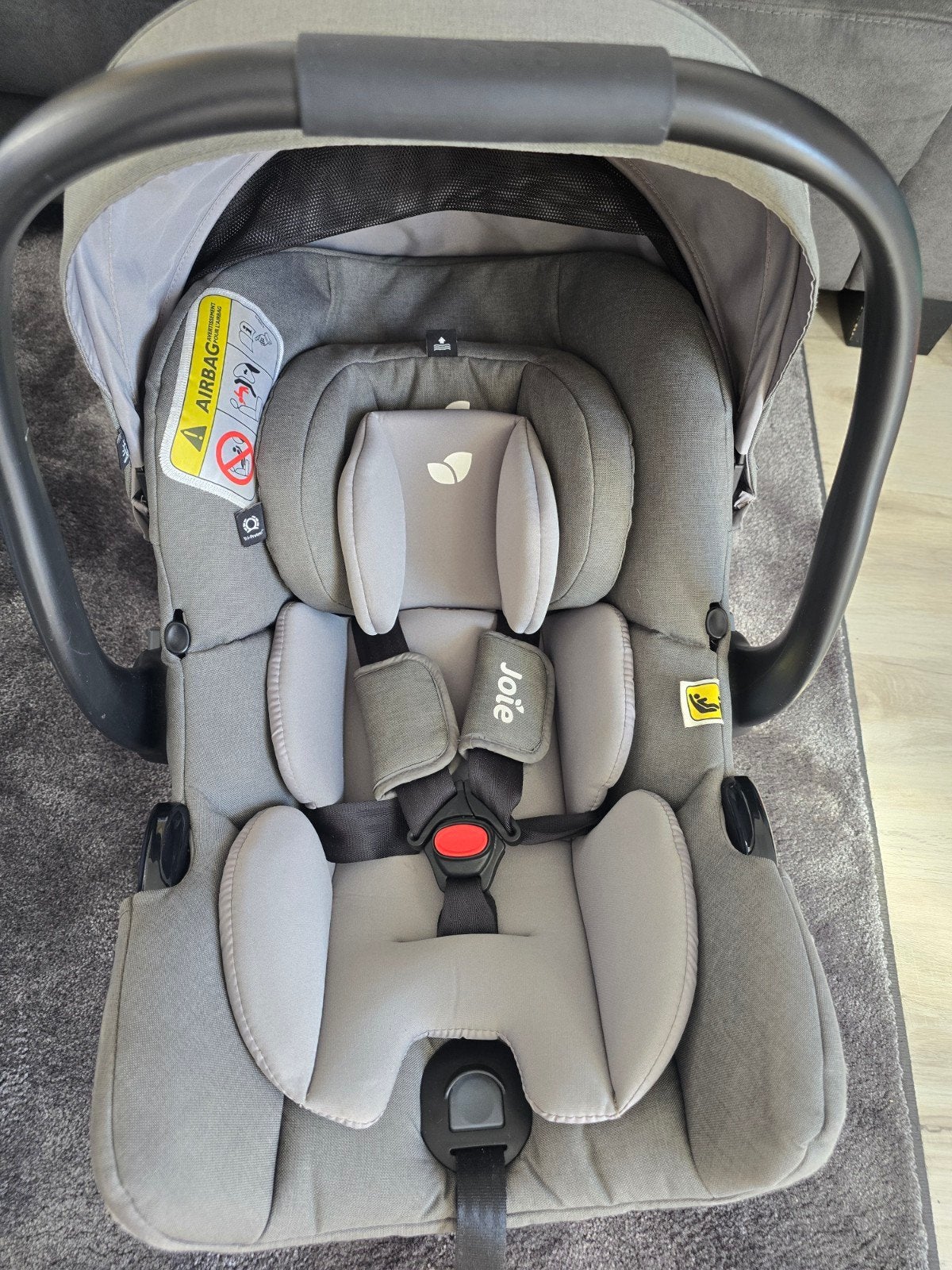 Joie autostoel / babyzitje - Zeer goede staat, Autogordel, Zo goed als nieuw, 0 t/m 13 kg, Ophalen
