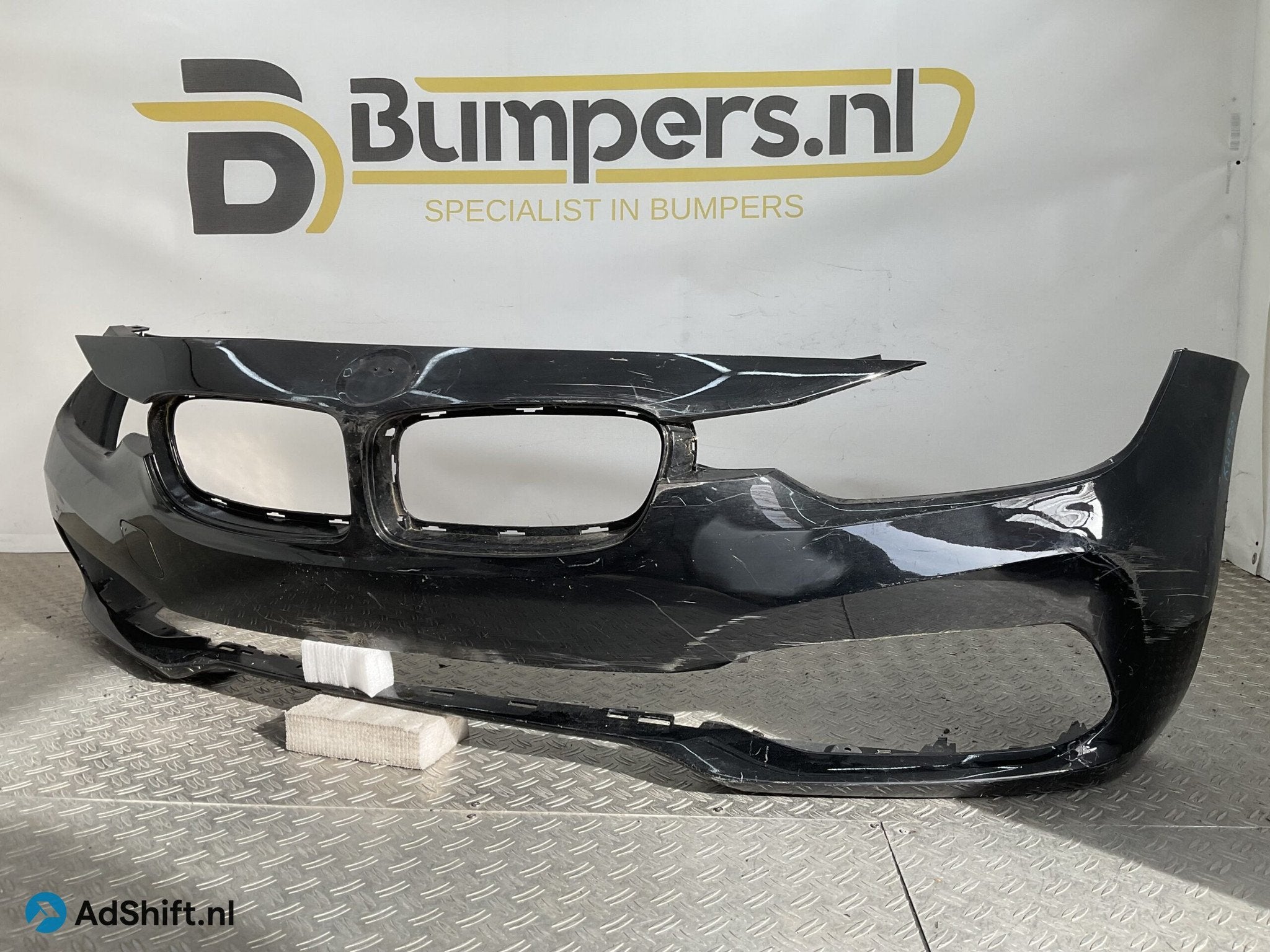Bumper BMW 3 Serie F30 F31 16- 51117397622 Voorbumper K8-197, Bumper