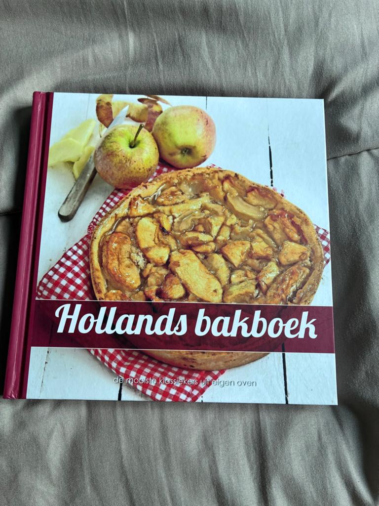 Hollands bakboek: De mooiste klassiekers uit eigen oven, Ophalen of Verzenden, Zo goed als nieuw, Nederland en België, Taart, Gebak en Desserts