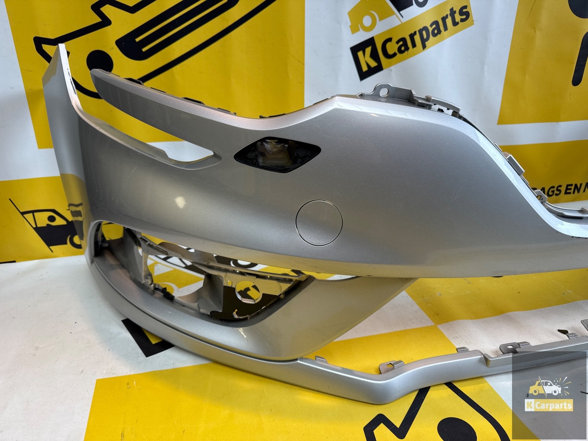 Voorbumper Renault Megane IV 4 bumper 620225094R, Info@fabrikant.eu, Ophalen of Verzenden, Bumper, Fabrikant BV