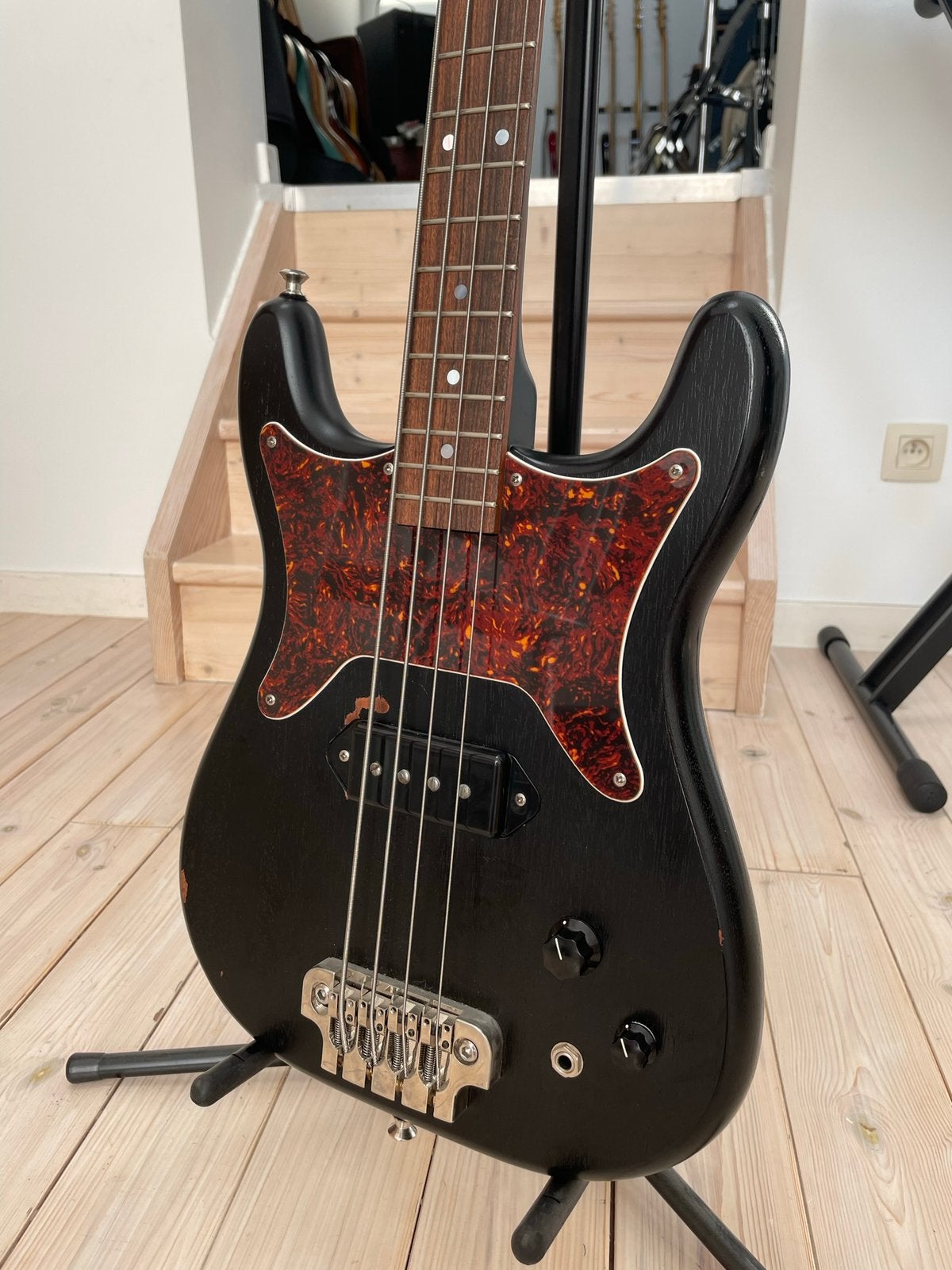 Tk Serek Midwestern shortscale bass, Ophalen, Gebruikt, Elektrisch