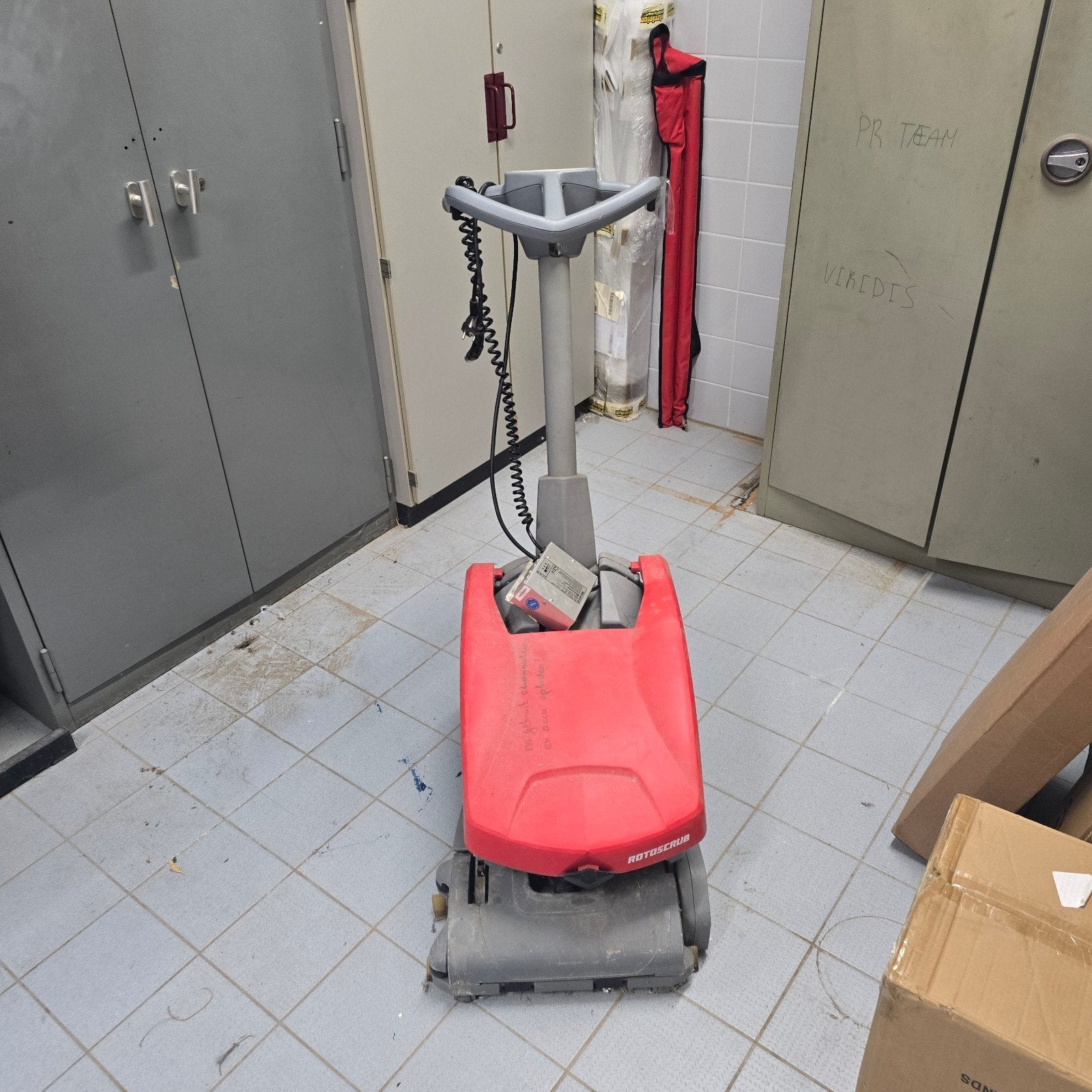 Meclean Rotoscrub Schrobzuigmachine - Matige accu, oud en ge, Ophalen