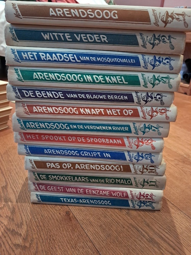 Arendsoog, Ophalen of Verzenden, Gelezen, P. Nowee en J. Nowee