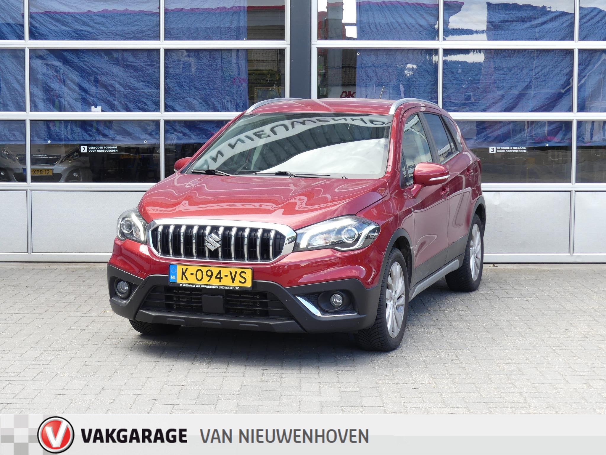 Suzuki S-Cross ALL Grip Boosterjet Select *t/m 10de bouwjaar, Stof, Gebruikt, 1200 kg, Met garantie (alle)