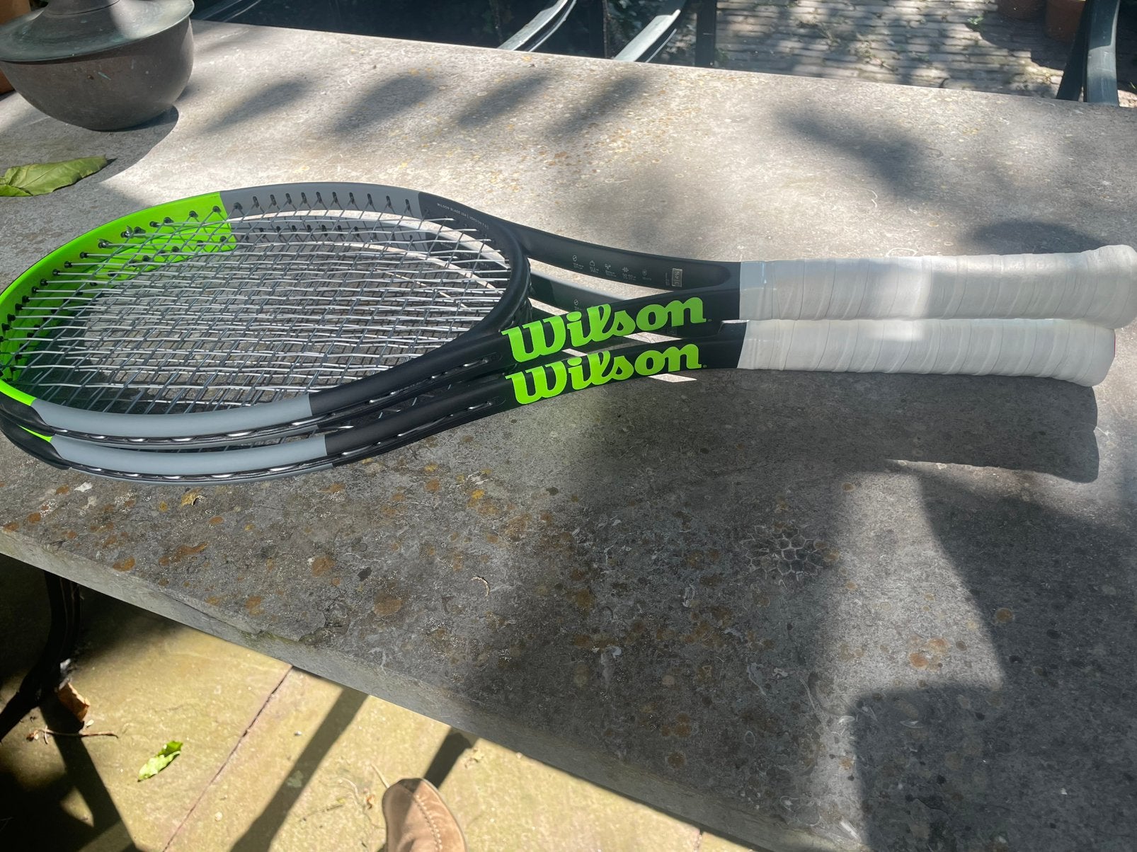 2x Wilson Blade 104 v7 tennisrackets, Ophalen, Zo goed als nieuw, Wilson, Racket