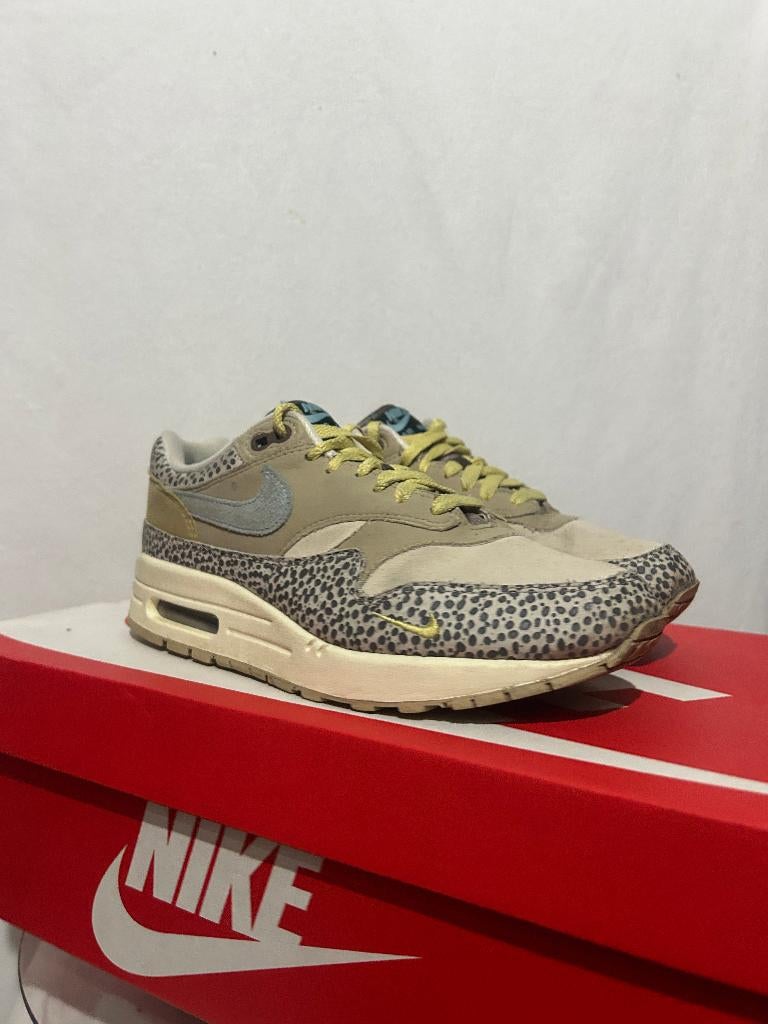 ALS NIEUW! Maat 40 - Nike Air Max 1 Cobblestone, Overige kleuren, Verzenden, Nike, Nike