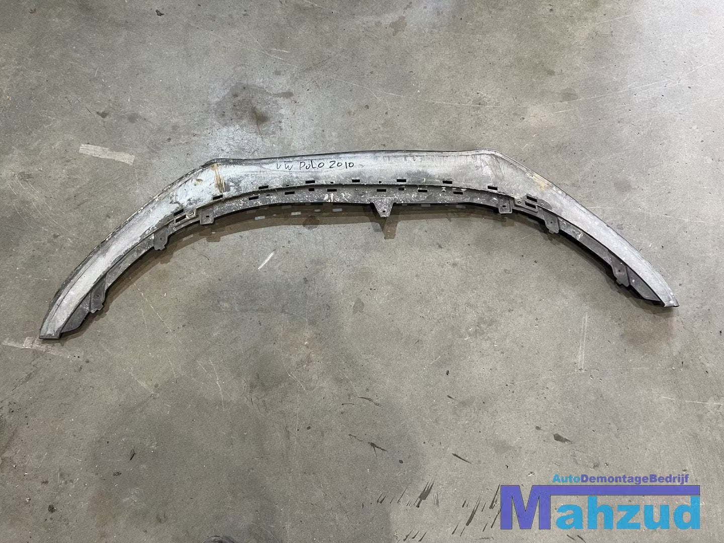 VW POLO 6R Bumperlip onder voorbumper 2009-2016, Gebruikt, Volkswagen AG, Bumper, Berliner Ring 2
38440  Wolfsburg, DE