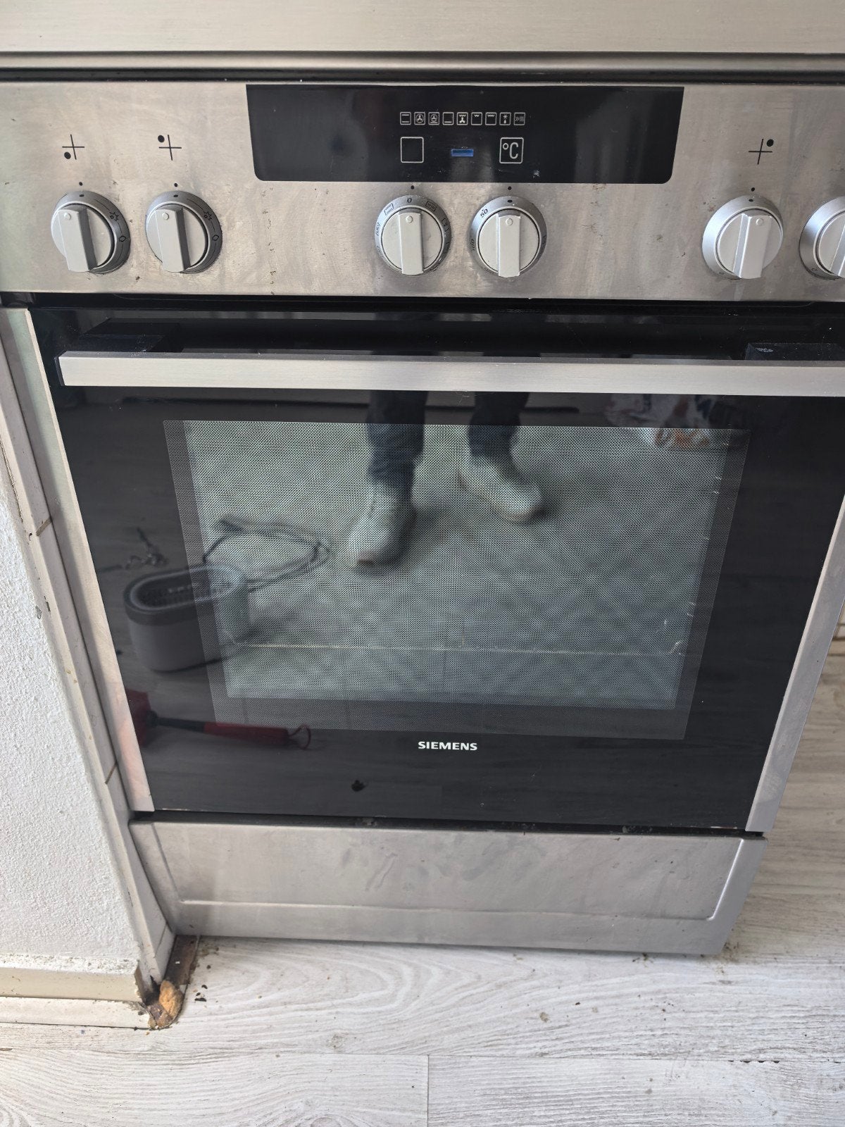 Gasfornuis Siemens, Ophalen, 4 kookzones, Zo goed als nieuw, Gas