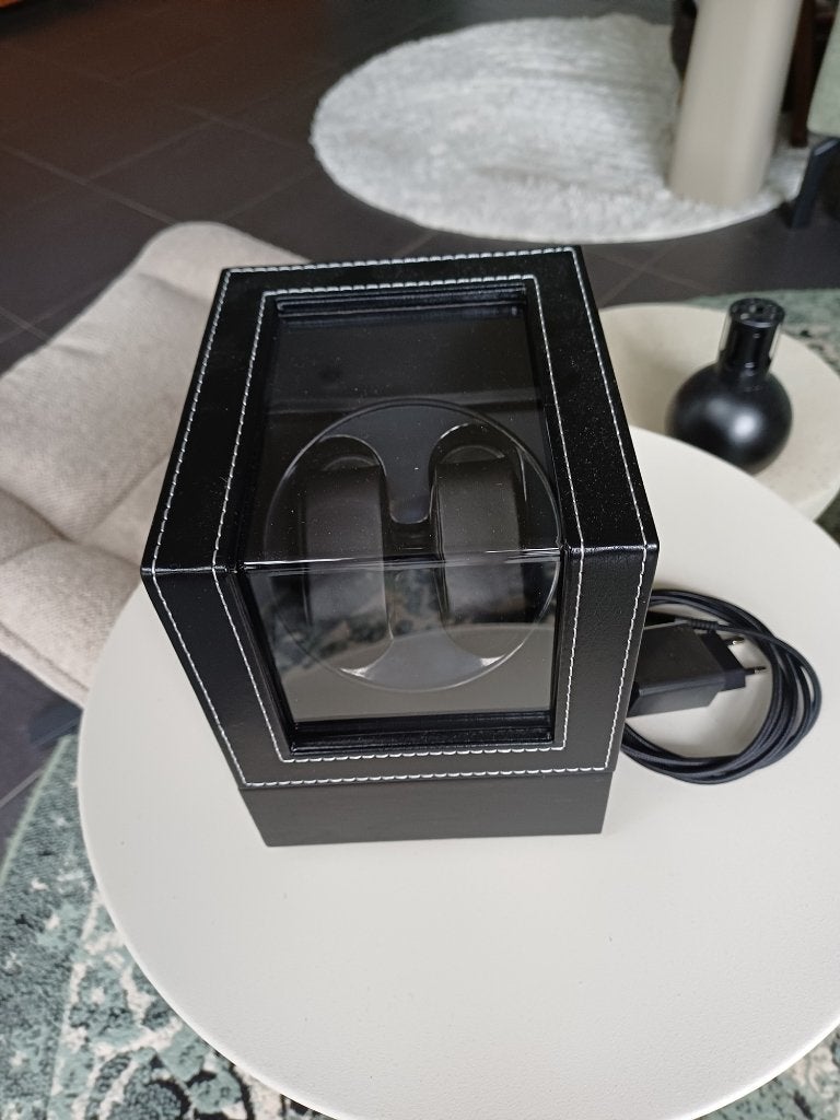 Automatische Watchwinders voor opladen van 2 horloges, Ophalen of Verzenden, Zo goed als nieuw