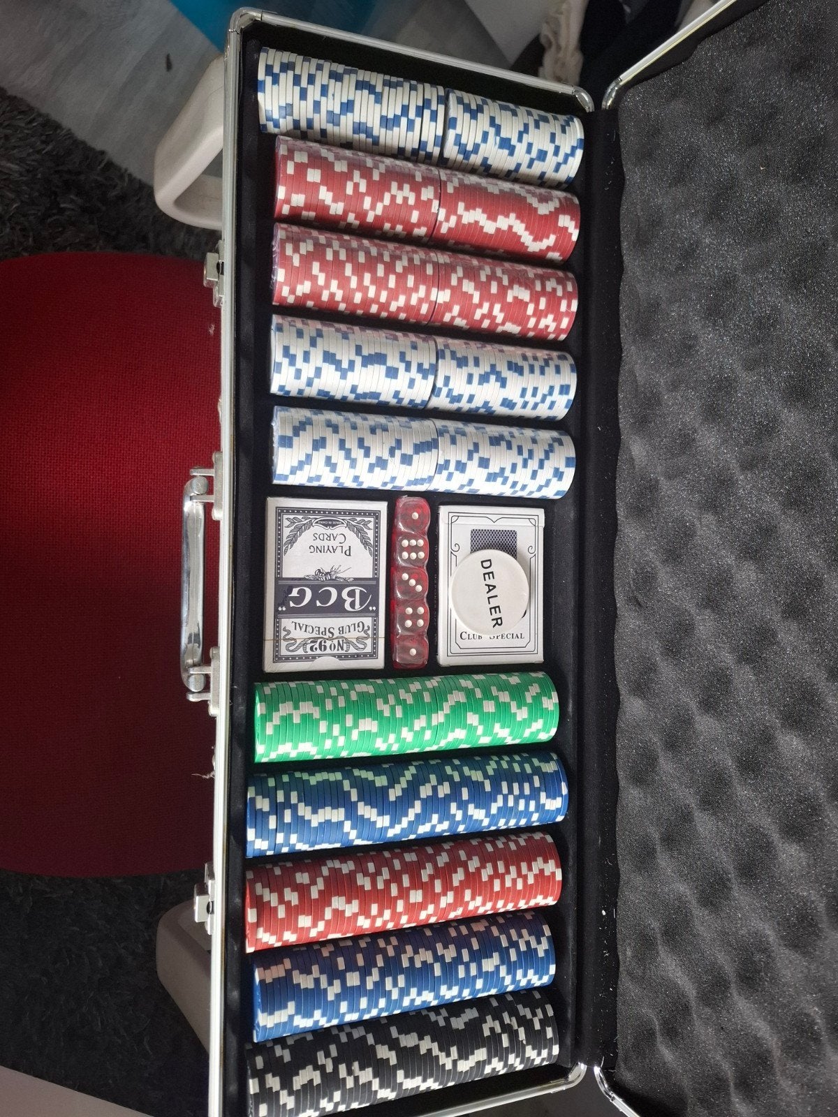 Pokerset in aluminium koffer, Vijf spelers of meer, Ophalen of Verzenden, Gebruikt