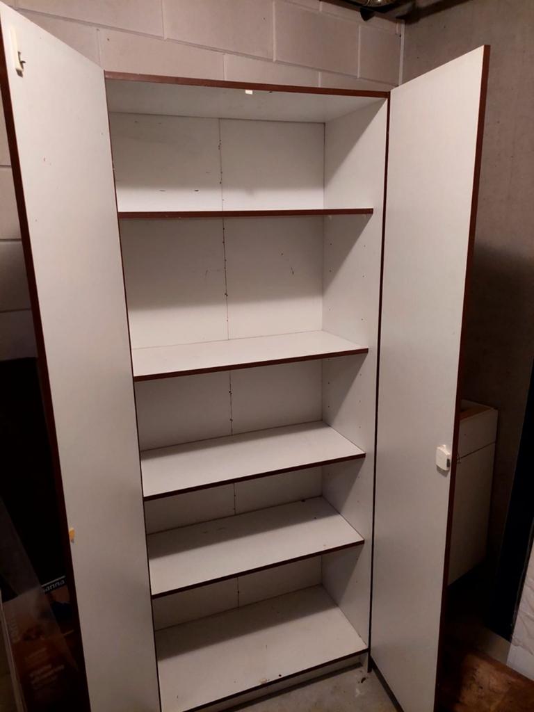 Witte kleding of voorraadkast, met planken, Ophalen, 25 tot 50 cm, 50 tot 100 cm, 200 cm of meer