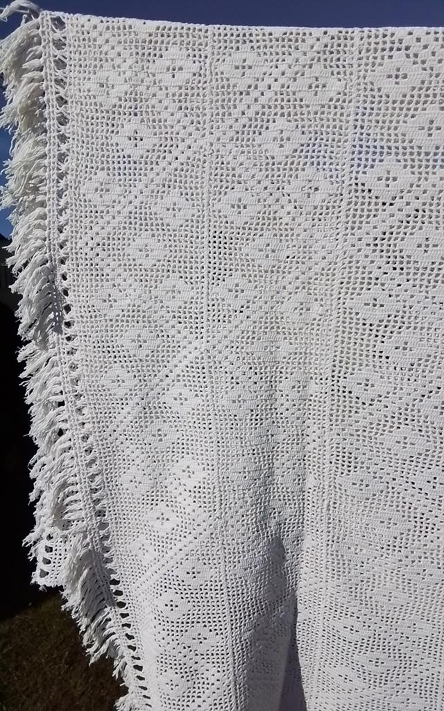 💐VINTAGE GEHAAKTE SPREI VAN OMA CREME KLEURIG, Huis en Inrichting, Woonaccessoires | Plaids en Woondekens, Ophalen of Verzenden