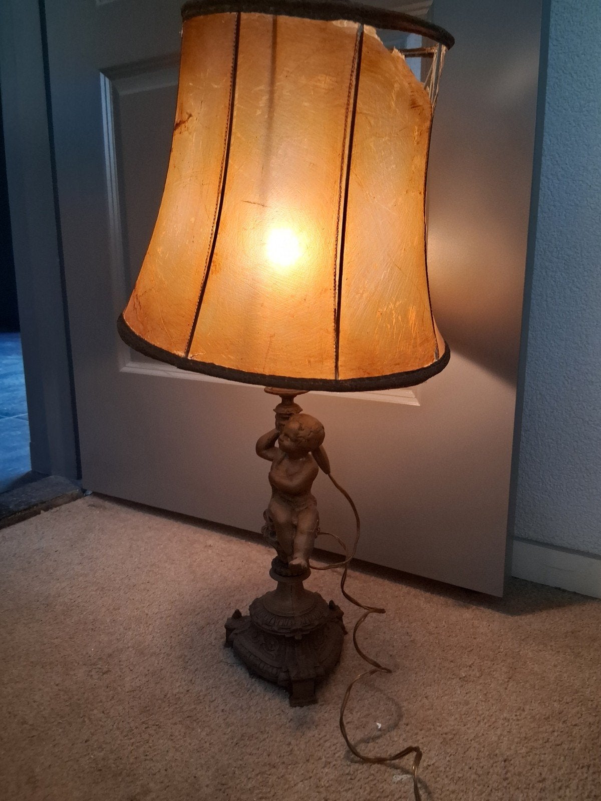 Brocante bronzen   tafellamp, Antiek en Kunst, Antiek | Lampen, Ophalen