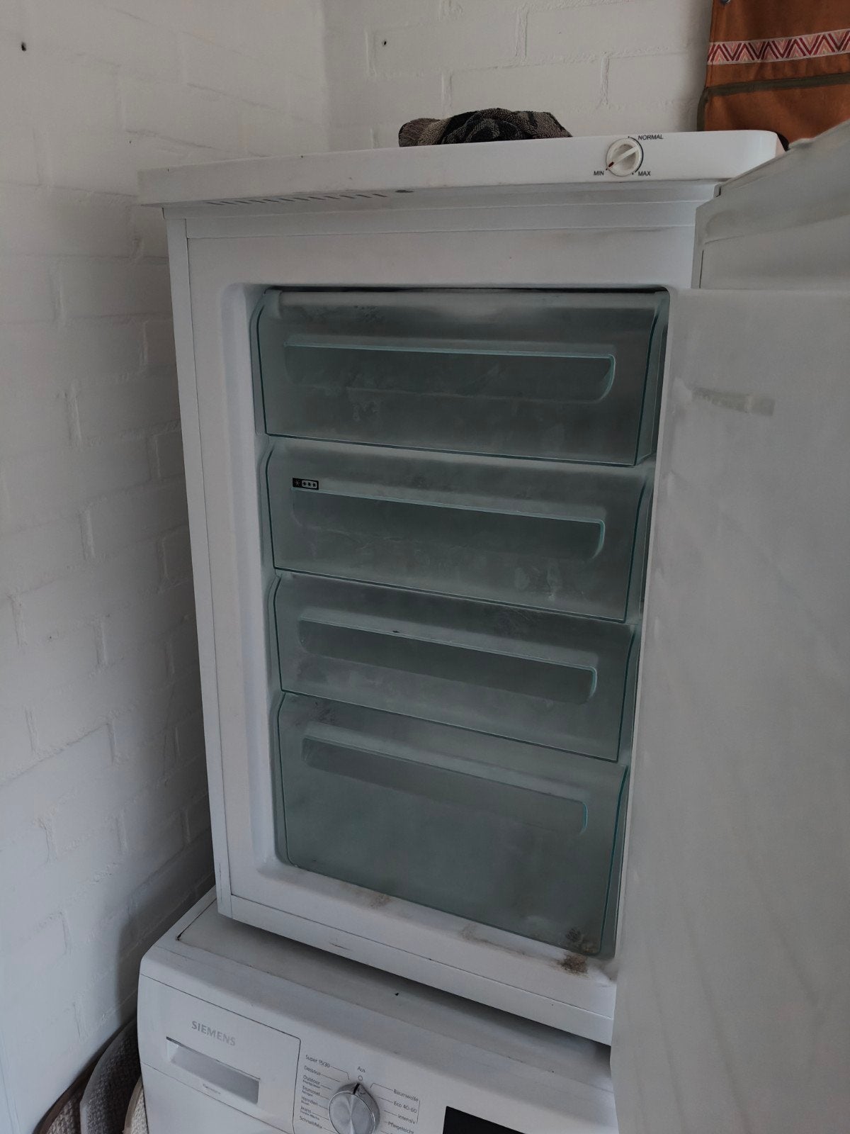 Vriezer tafel model 4-lades, Ophalen, Vrieskist, Gebruikt, Minder dan 85 cm