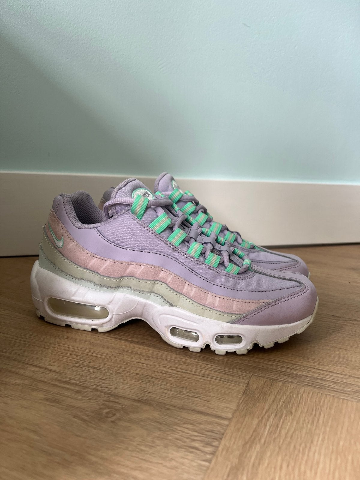 Nike Air Max 95 ZGAN, Ophalen of Verzenden, Zo goed als nieuw, Sneakers of Gympen