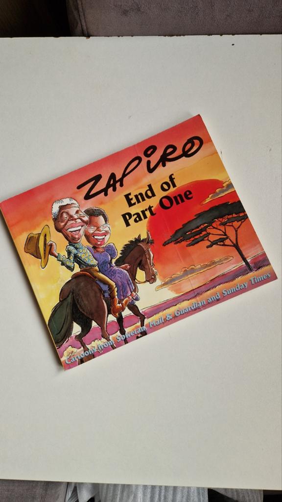 Zapiro - End of Part One (Cartoonboek), Ophalen of Verzenden, Gelezen, Zapiro, Wereld overig