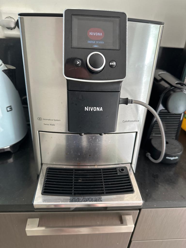 Nivona CafeRomatica volautomatische espressomachine, Ophalen, Afneembaar waterreservoir, Gebruikt, Koffiemachine