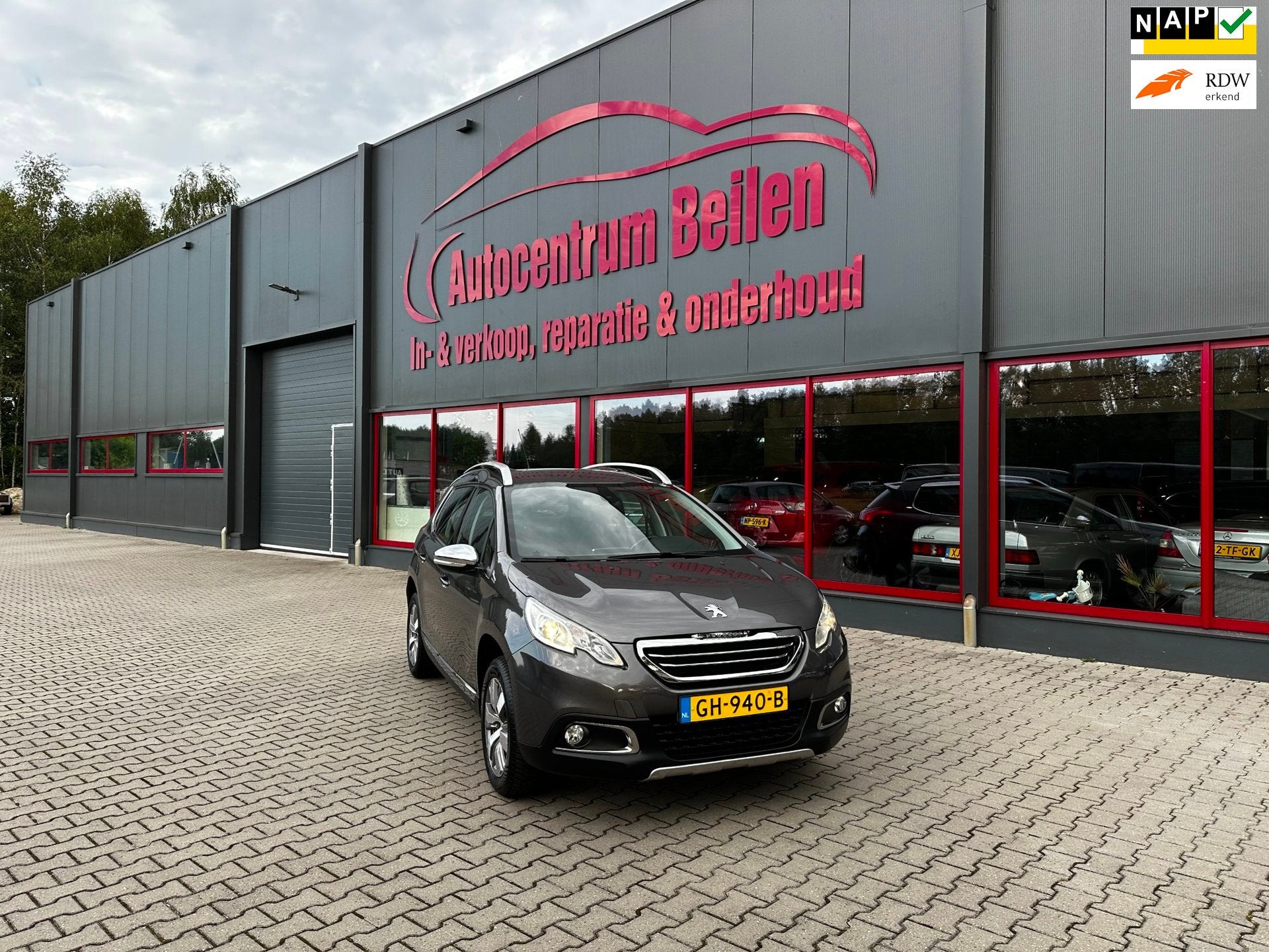 Peugeot 2008 1.6 e-HDi Allure / NIEUWE KOPPELING / Automaat, Auto's, 4 cilinders, Origineel Nederlands, Bedrijf, Diesel