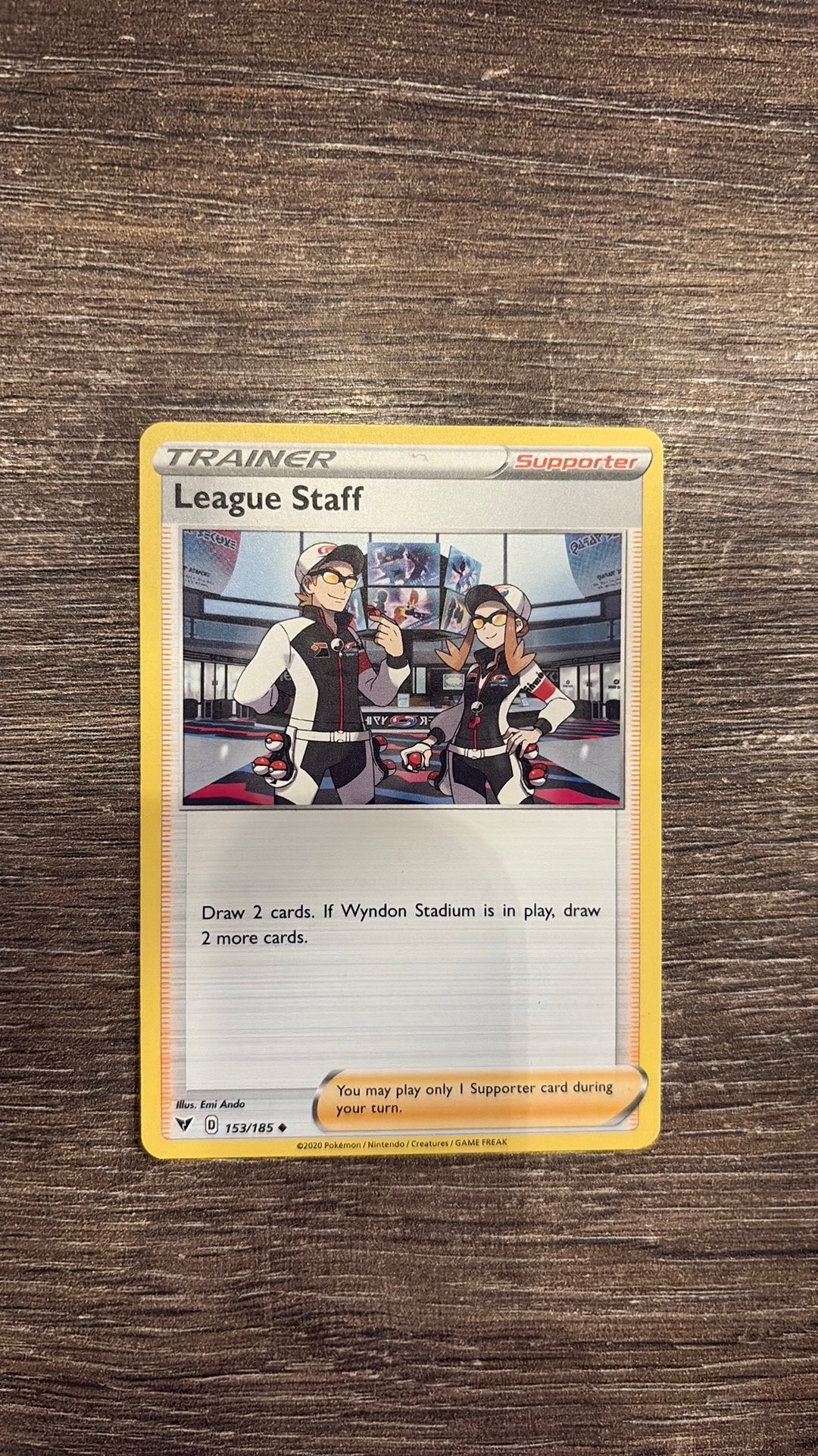 VIV League Staff 153/185, Hobby en Vrije tijd, Verzamelkaartspellen | Pokémon, Ophalen of Verzenden, Zo goed als nieuw