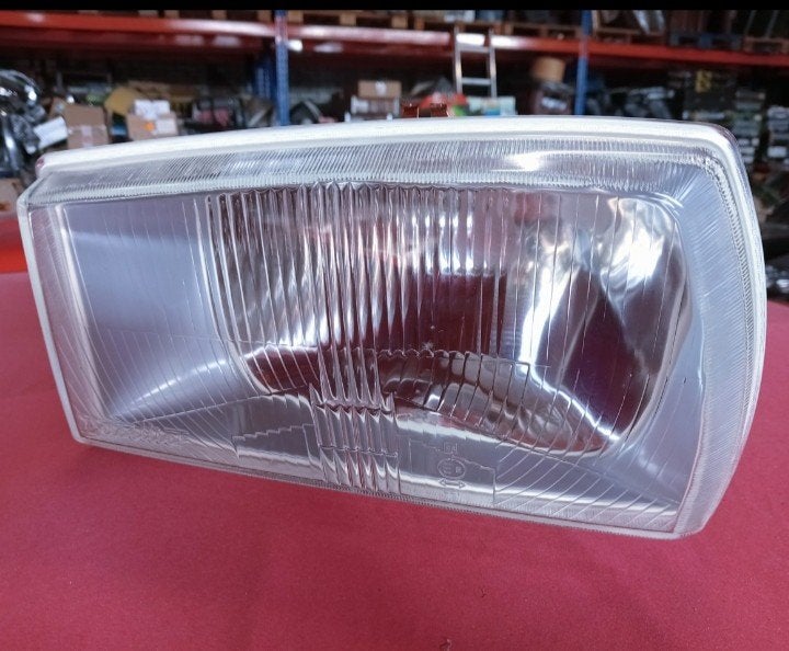 Peugeot 504 koplamp DUCELLIER, Links, Nieuw, Ophalen of Verzenden, Ducellier, Nb