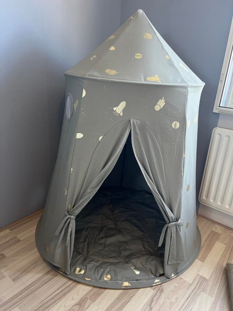 Tipi tent met speelmat - Ruimte thema, Ophalen, Zo goed als nieuw