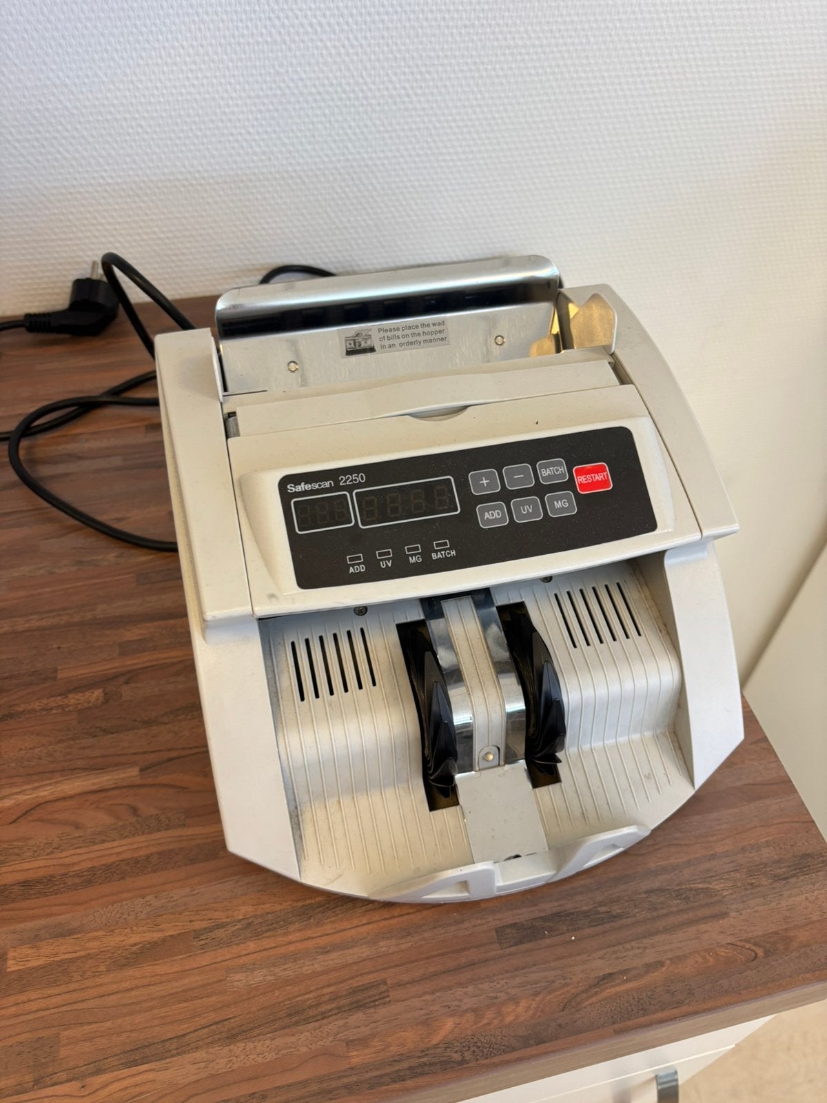 Safescan 2250 geldtelmachine, Ophalen
