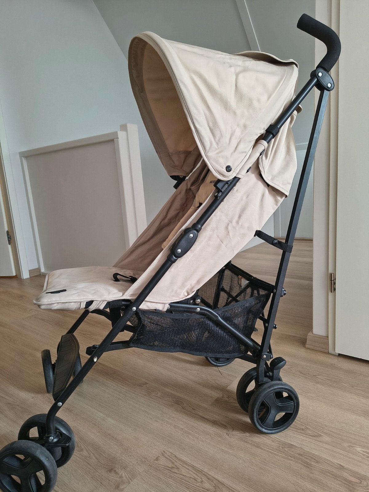 KIDSRIVER paraplu buggy - Beige, compact en verstelbaar, Kinderen en Baby's, Buggy's, Gebruikt, Overige merken, Verstelbare rugleuning